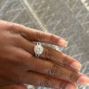 Elegant Silver Diamond Ring